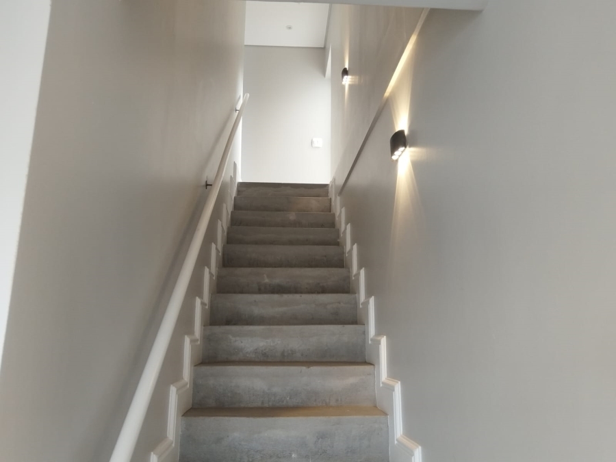 To Let 4 Bedroom Property for Rent in Glencairn Western Cape